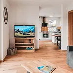Zweite Heimat - By Alpenluxus Collection 度假居 菲根